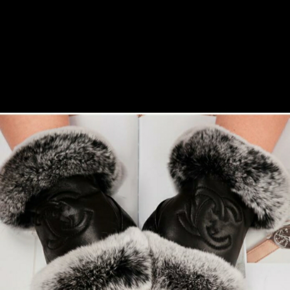 Gloves